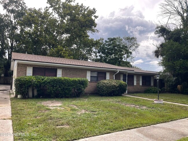 3528 Jacona Dr in Jacksonville, FL - Foto de edificio - Building Photo