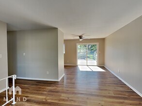 2911 N Gresham Rd in Columbus, OH - Building Photo - Building Photo