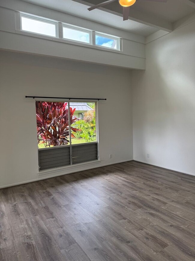 3880 Wyllie Rd in Princeville, HI - Building Photo - Building Photo