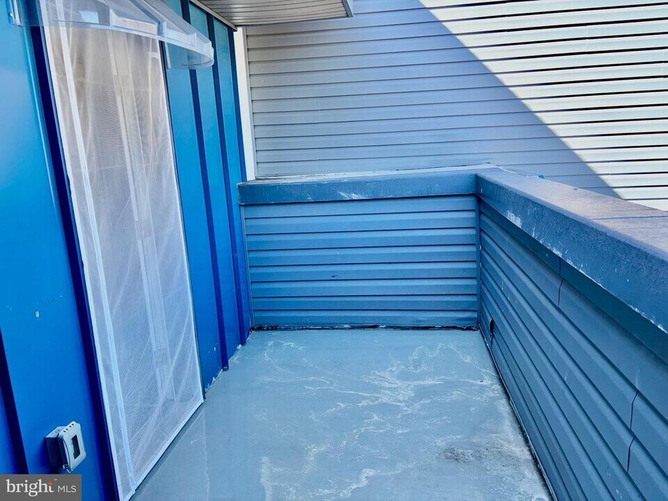 5334 Cedar Ave in Philadelphia, PA - Building Photo