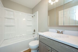 4003 Indianapolis Ave in Des Moines, IA - Building Photo - Building Photo