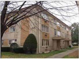 2653-2655 W Bryn Mawr Ave in Chicago, IL - Building Photo