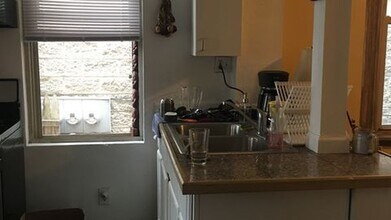 821 N Hermitage Ave in Chicago, IL - Building Photo - Building Photo