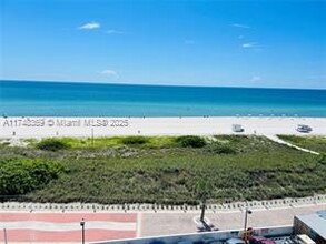 5825 Collins Ave, Unit # 11E in Miami Beach, FL - Building Photo - Building Photo