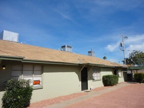 1813 N 18th St in Phoenix, AZ - Building Photo - Building Photo