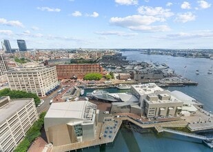 85 E India Row, Unit 22 in Boston, MA - Building Photo - Building Photo