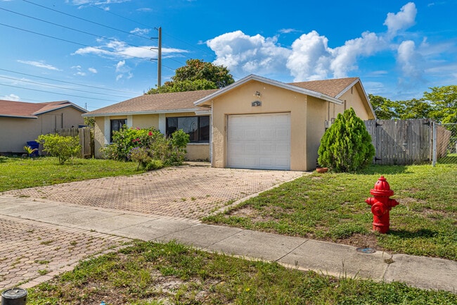 property at 312 NW 18th Ct