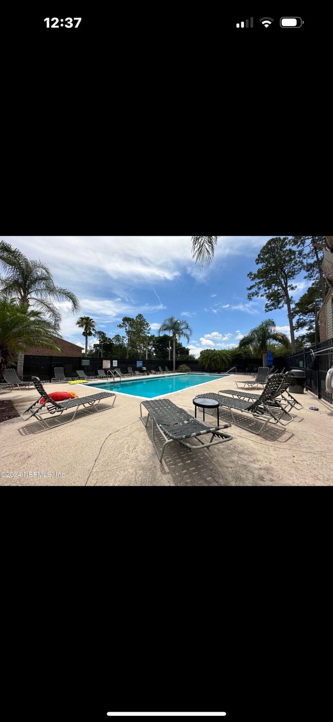3737 Loretto Rd, Unit 605 in Jacksonville, FL - Building Photo - Building Photo