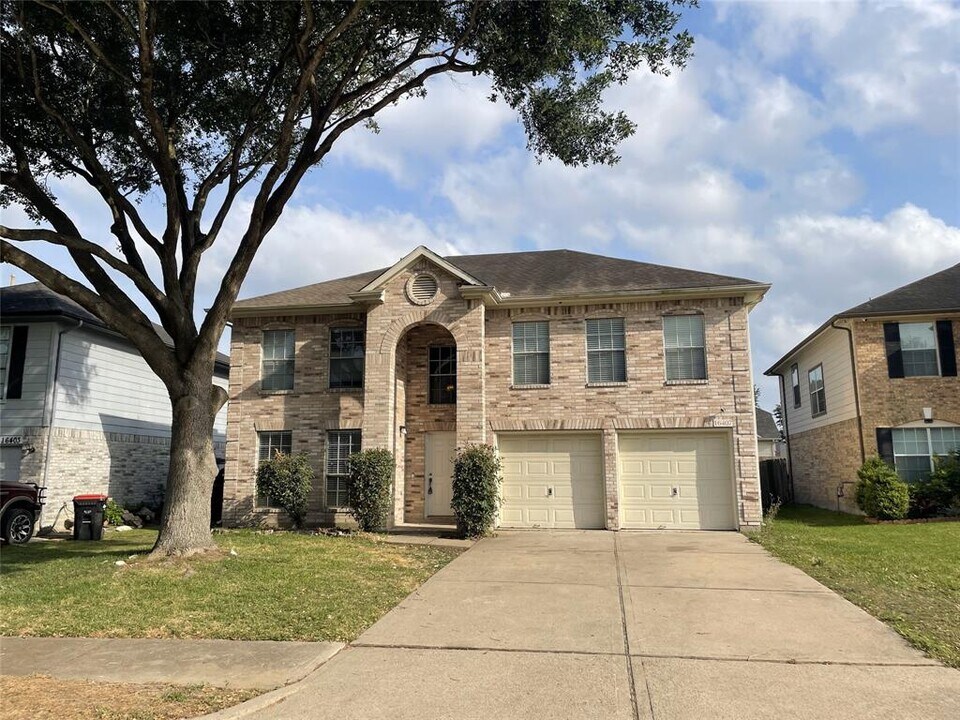 16407 Split Willow Dr in Houston, TX - Building Photo