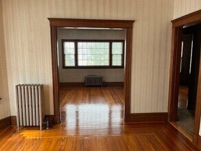 45 Alexander Ave, Unit 2 in Medford, MA - Building Photo - Building Photo