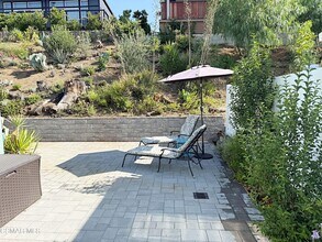 30473 Mulholland Hwy in Agoura Hills, CA - Building Photo - Building Photo