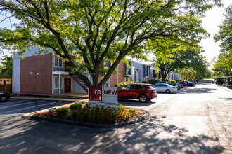 ReNew Chesterfield in Chesterfield, MO - Building Photo - Building Photo