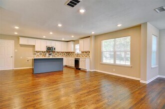 3700 Jeanette Dr in Fort Worth, TX - Building Photo - Building Photo