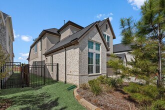 28182 White Mdw Ln in Spring, TX - Building Photo - Building Photo