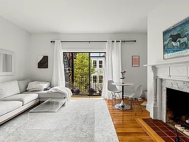 21 Hancock St