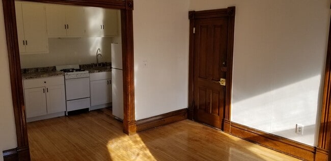 property at 669 York Ave