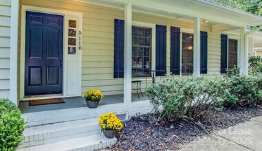 5110 Chaplin Ln in Charlotte, NC - Foto de edificio - Building Photo