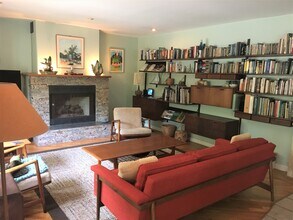 125 Brocadero Pl in Pasadena, CA - Building Photo - Building Photo