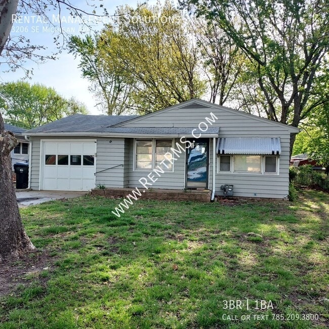 3206 SE Michigan Ave in Topeka, KS - Building Photo - Building Photo