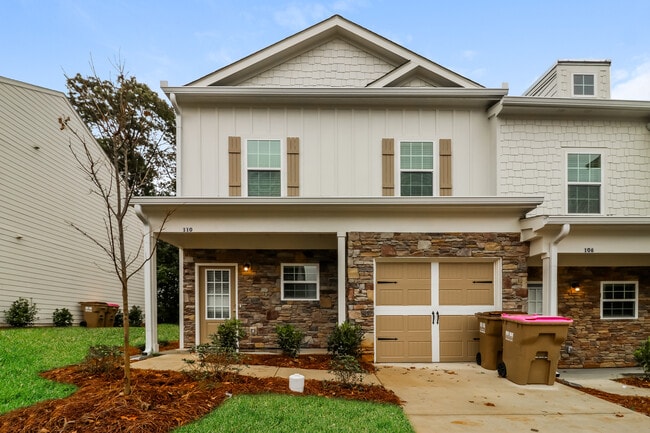 110 Riley Cir