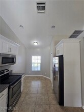 4619 SE 4th Pl in Cape Coral, FL - Building Photo - Building Photo