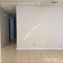 106 Shaw St in Tom Bean, TX - Building Photo - Building Photo