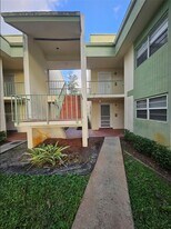 4129 NW 88th Ave in Coral Springs, FL - Building Photo