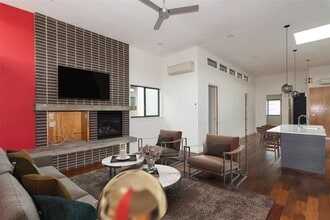 420 Starlight Vlg Lp in Leander, TX - Building Photo - Building Photo