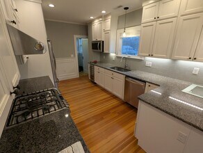 185 Mystic St in Arlington, MA - Building Photo - Building Photo