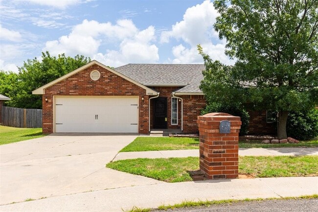 4508 Applegate Dr in Moore, OK - Building Photo - Building Photo