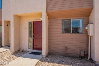 1319 S Hardy Dr in Tempe, AZ - Building Photo - Building Photo