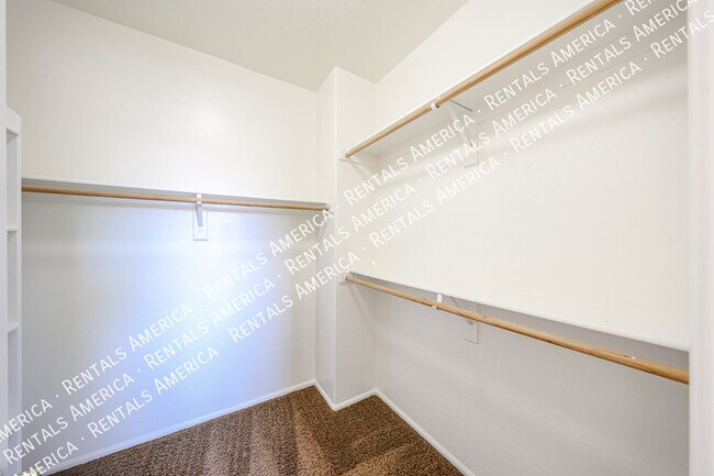 17268 W Elaine Dr in Goodyear, AZ - Building Photo - Building Photo