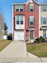 432 Cotton Brook Dr in Fuquay Varina, NC - Building Photo