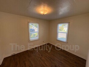 719 S Church St in Visalia, CA - Building Photo - Building Photo