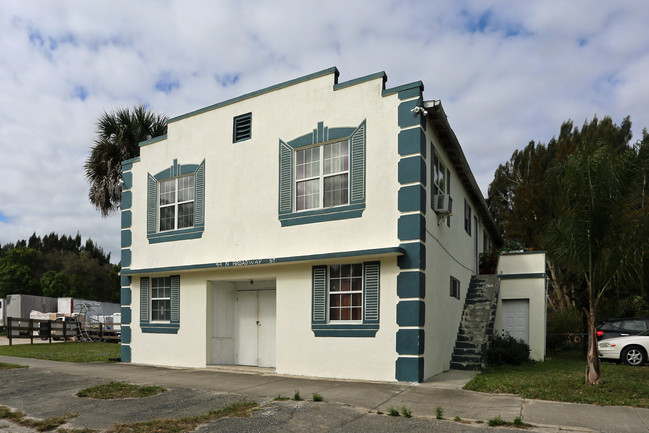 94 N Broadway St in Fellsmere, FL - Building Photo - Building Photo