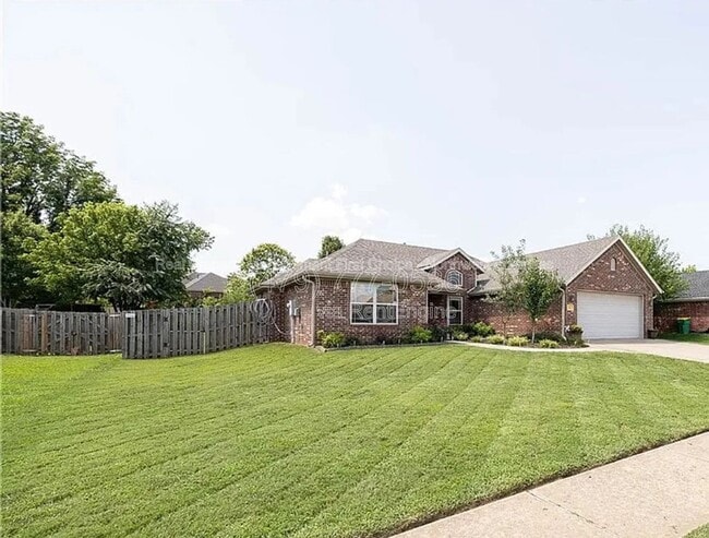 property at 421 Coopers Wy