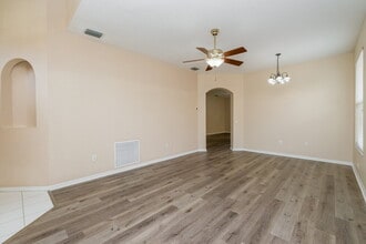 25402 7 Rivers Cir in Land O Lakes, FL - Building Photo - Building Photo