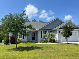 3320 Player Ln in Morehead City, NC - Building Photo