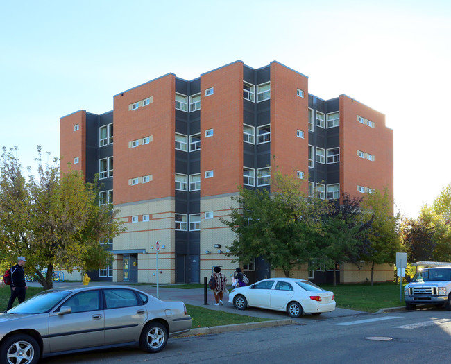 The King's University Apartments in Edmonton, AB - Building Photo - Primary Photo