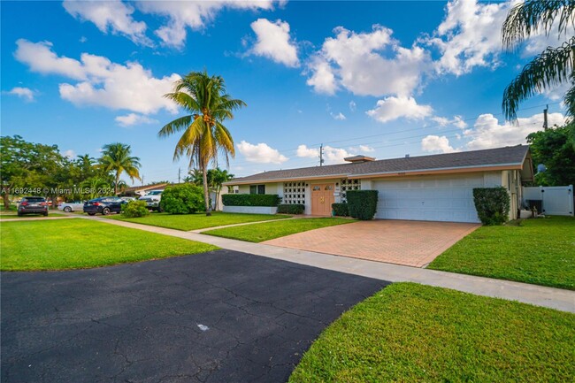 4100 Grant St in Hollywood, FL - Foto de edificio - Building Photo