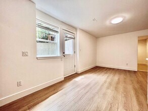 16594 61 in Surrey, BC - Building Photo - Building Photo