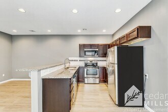 5335 N Cypress Dr in Bel Aire, KS - Building Photo - Building Photo