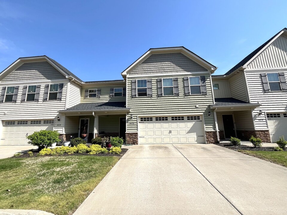 4426 Sunday Silence Way in Murfreesboro, TN - Building Photo