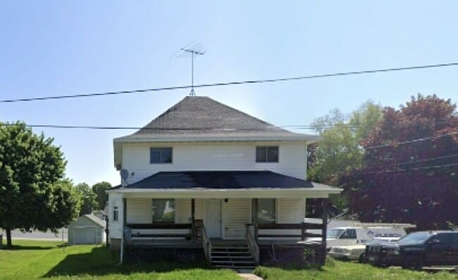property at 120 S Garden Ave