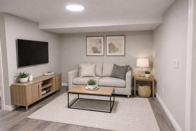 23 Woodman Dr in Brantford, ON - Building Photo - Building Photo