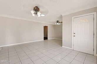 115 Miller Cir in El Paso, TX - Building Photo - Building Photo