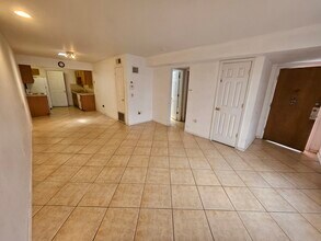 2929 W Oak Ridge Rd, Unit A4 in Orlando, FL - Building Photo - Building Photo