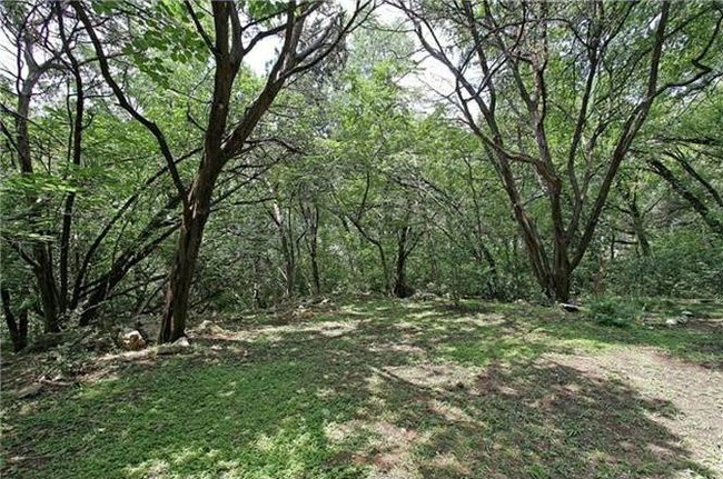 3839 Dry Creek Dr-Unit -134 in Austin, TX - Building Photo - Building Photo