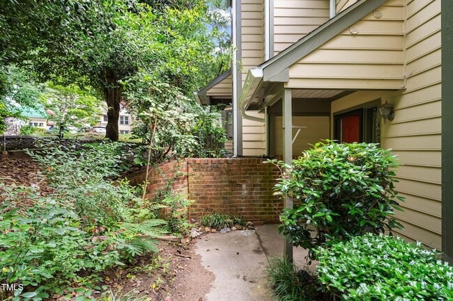 property at 403 Broad Leaf Cir
