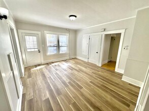 107 Brook St in Sanford, ME - Building Photo - Building Photo